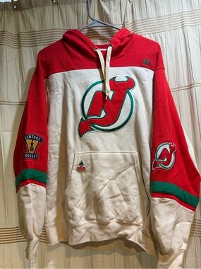 New Jersey Devils Vintage Hockey Pullover Hoodie - Red & White